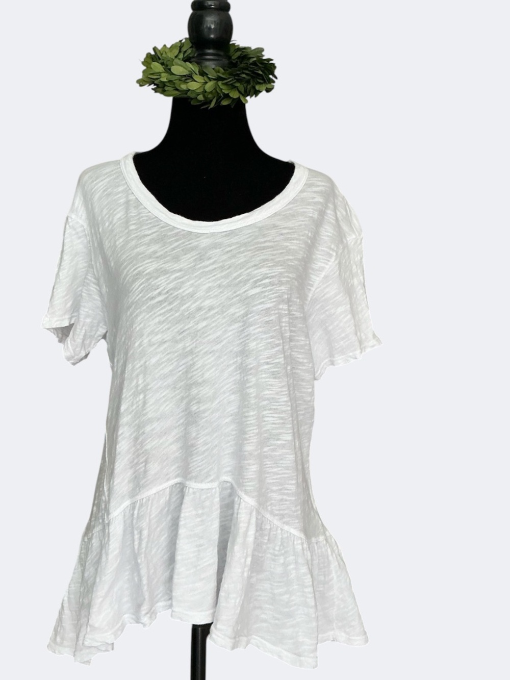 Anthropologie Left of Center White Cotton Peplum Ruffle Babydoll T Shirt SZ S
